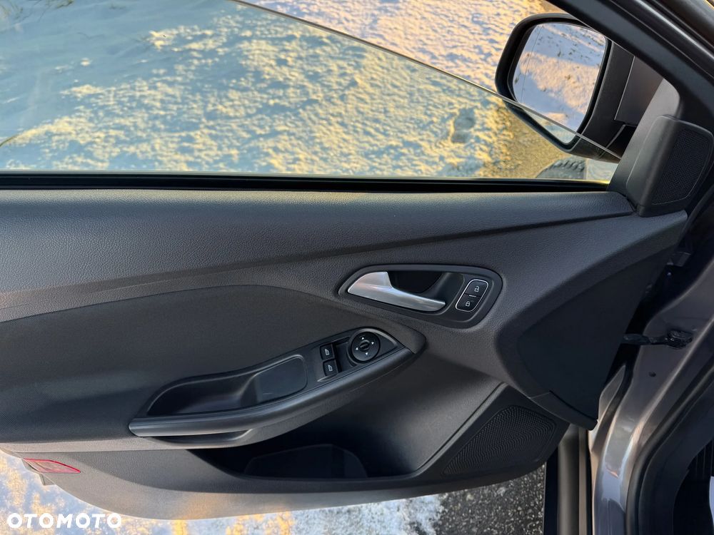 Ford Focus SW 1.6 TDCi Edition - 29