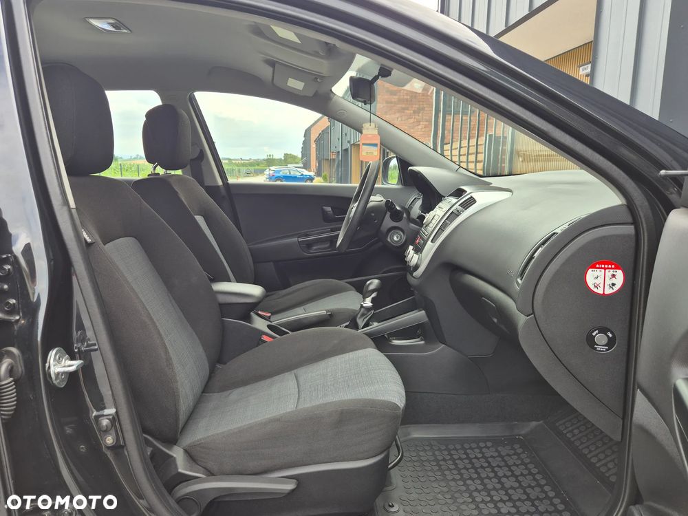 Kia Ceed 1.4 Comfort - 8