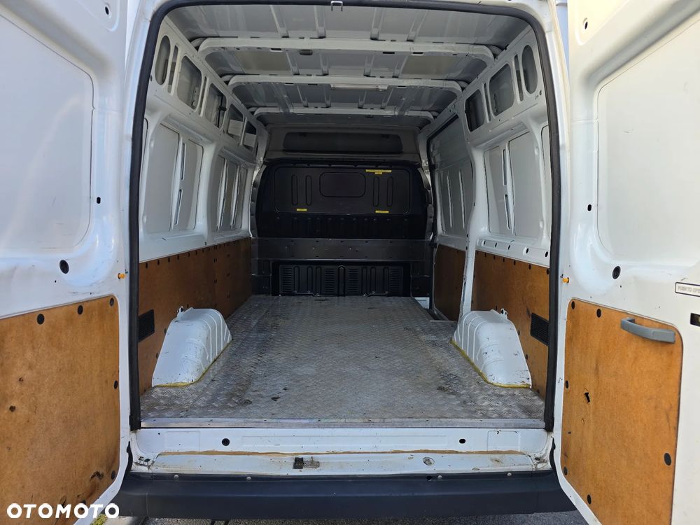 Ford Transit - 17