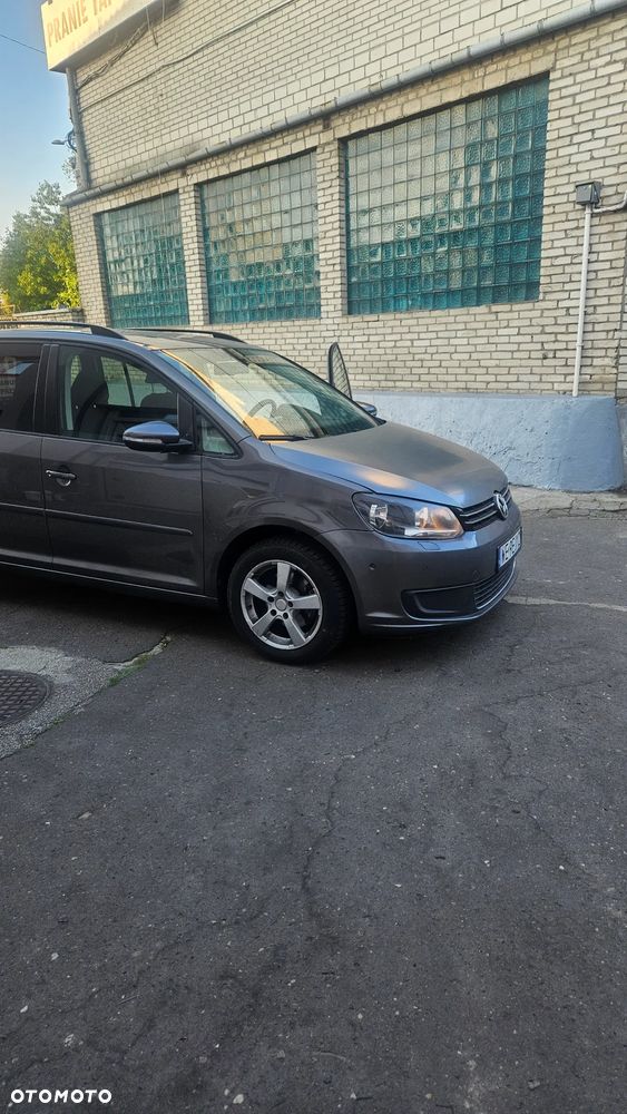 Volkswagen Touran 1.6 TDI DPF Comfortline DSG - 1