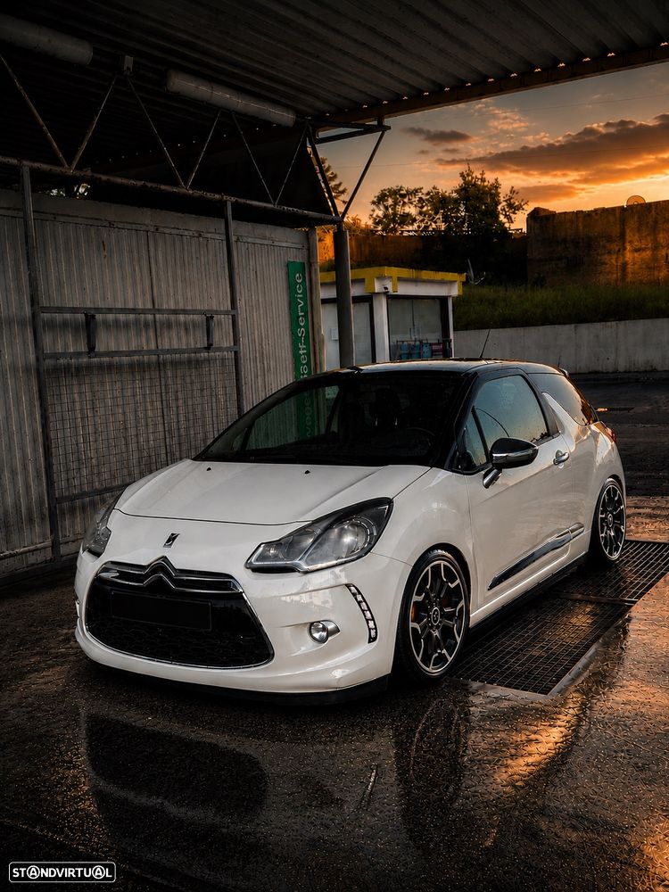 Citroën DS3 1.6 HDi Airdream Sport Chic - 3