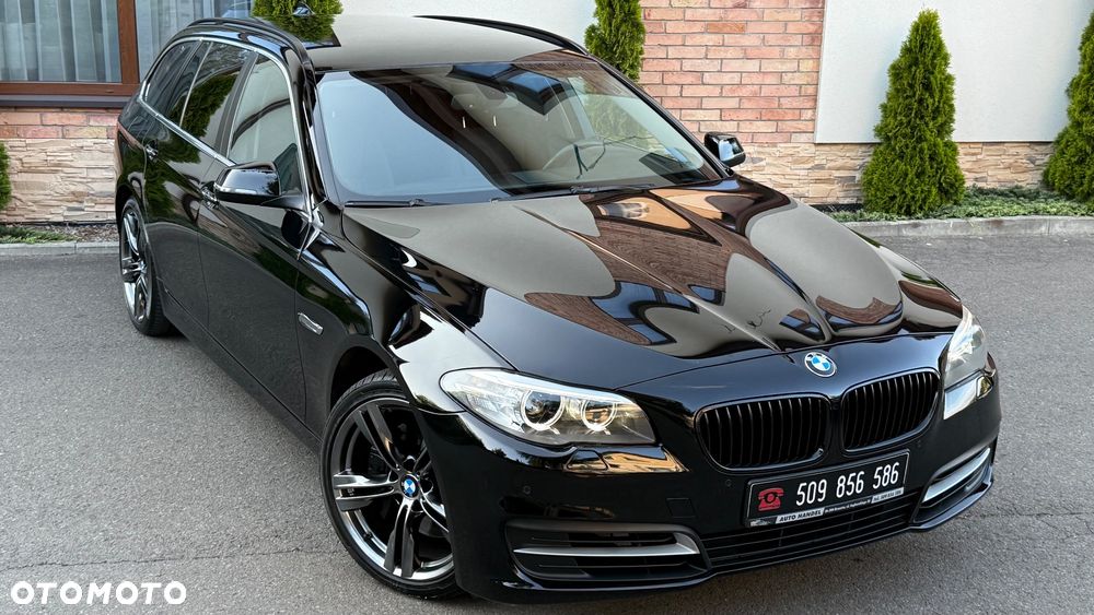 BMW Seria 5 525d Touring Modern Line - 33