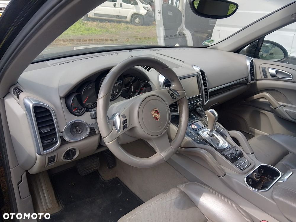 Porsche Cayenne Tiptronic S - 5