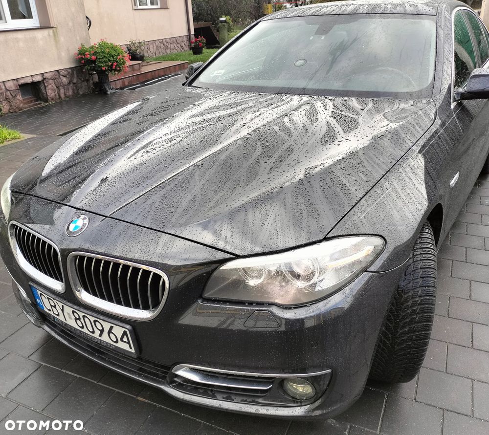 BMW Seria 5 528i xDrive Luxury Line - 17