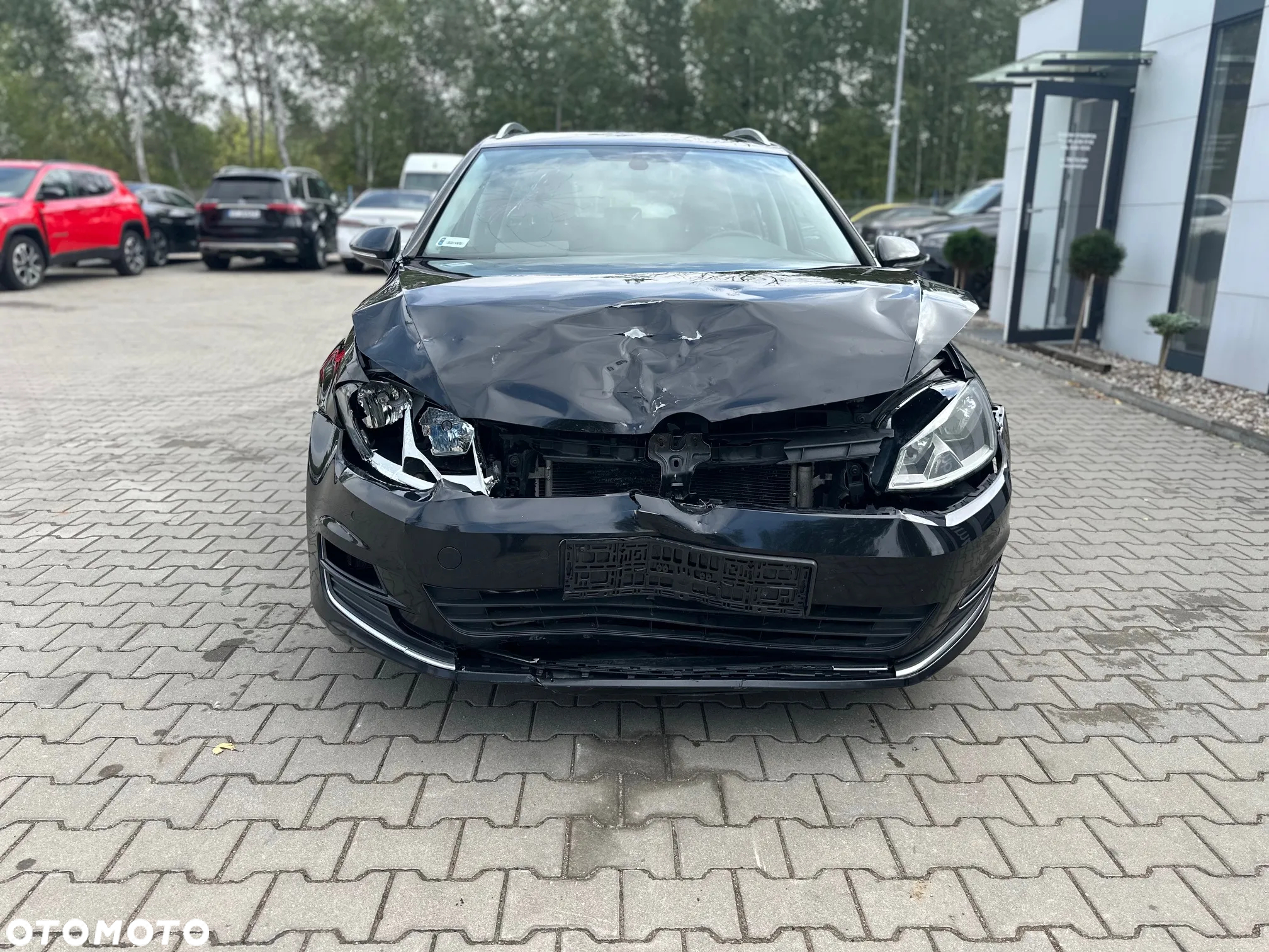 Volkswagen Golf - 2