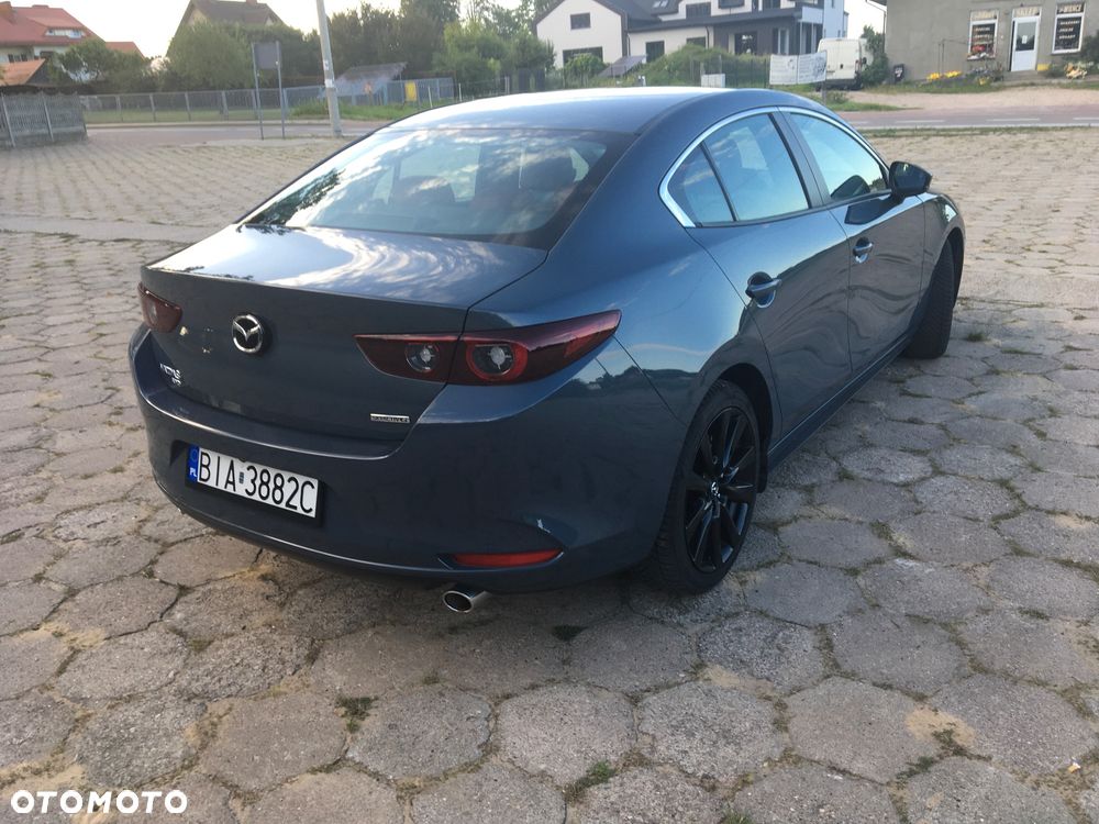 Mazda 3 - 4