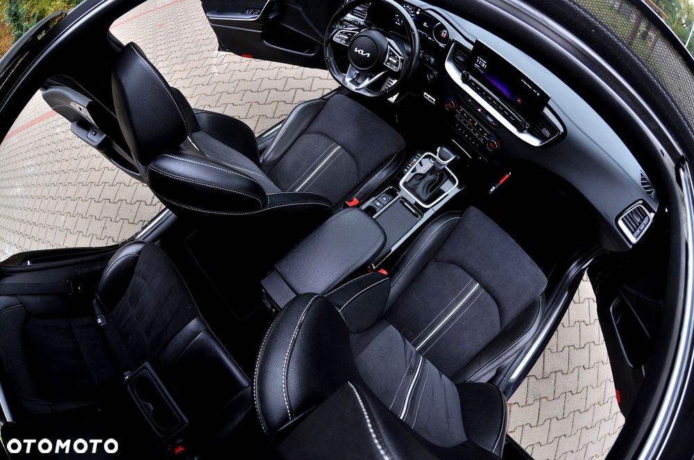 Kia ProCeed - 16