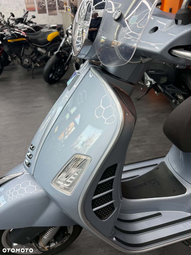 Vespa GTS - 23
