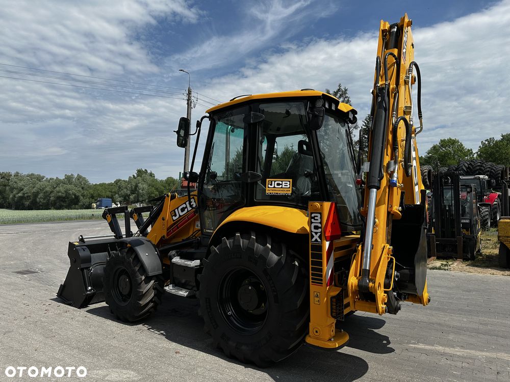 JCB 3CX PRO - 8