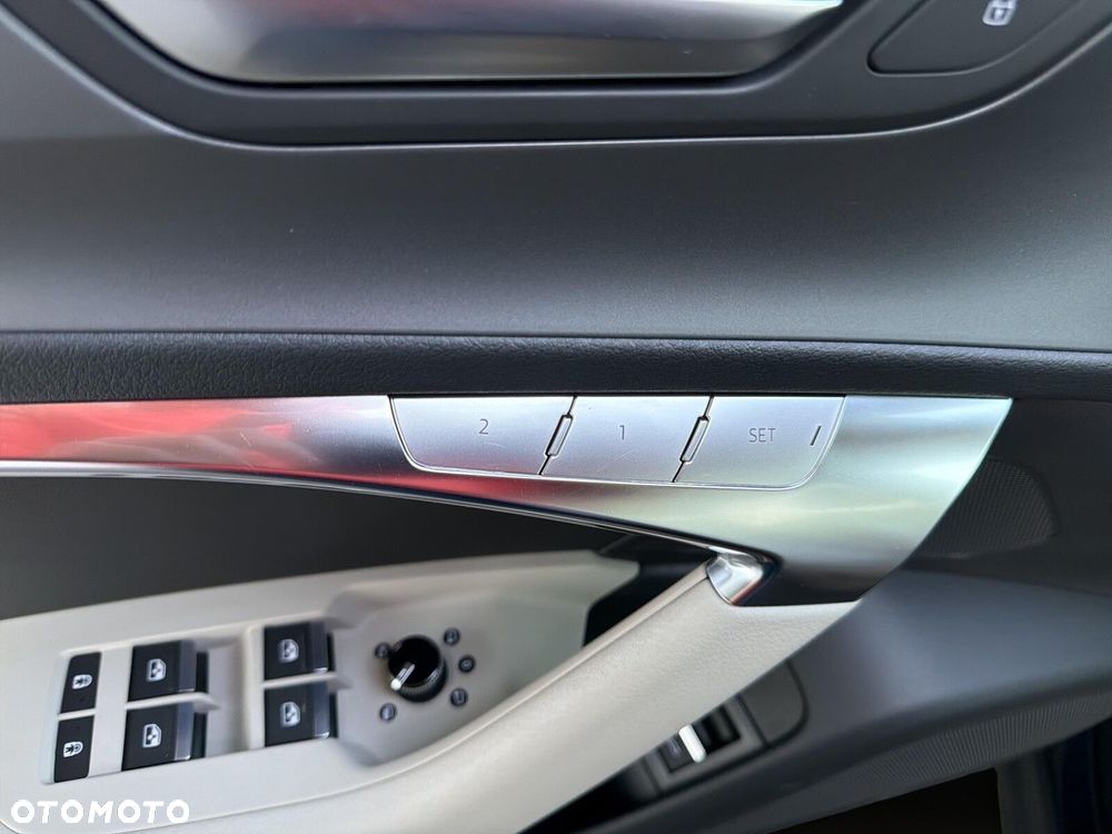 Audi A6 Allroad - 25