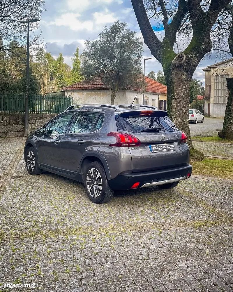 Peugeot 2008 PureTech 110 Stop&Start Allure - 2