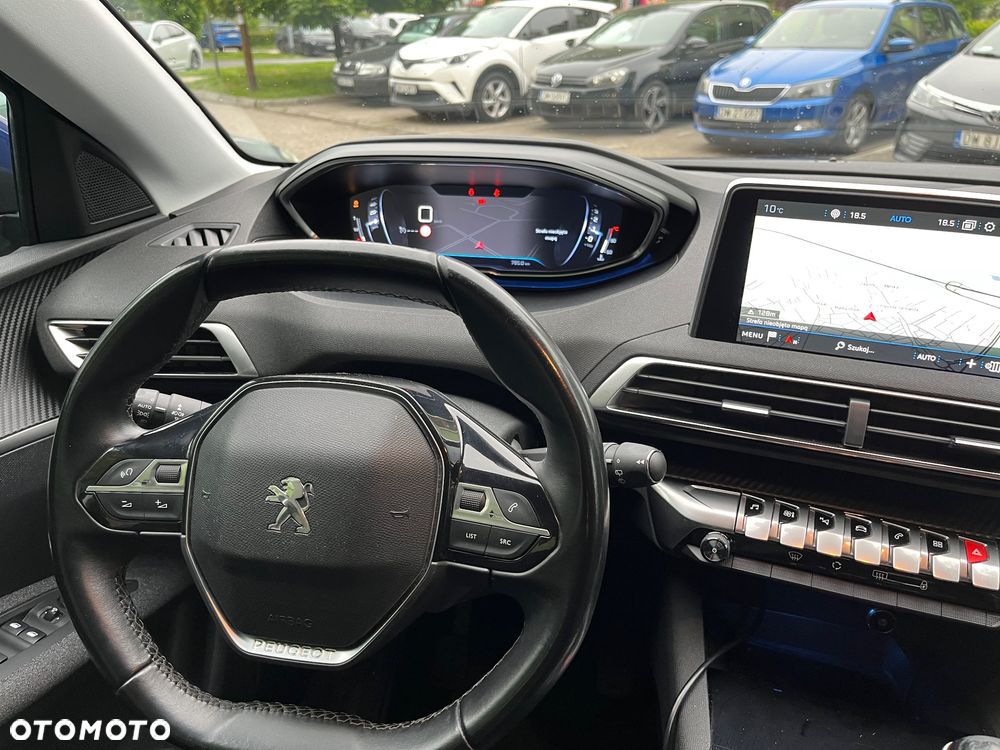 Peugeot 3008 PureTech 130 Stop & Start GPF Allure Pack - 11