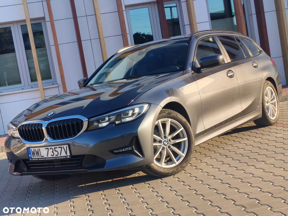 BMW Seria 3 318d Advantage