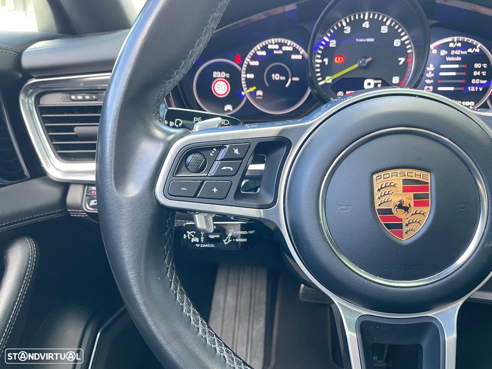 Porsche Panamera Sport Turismo 4 E-Hybrid Platinum Edition - 29
