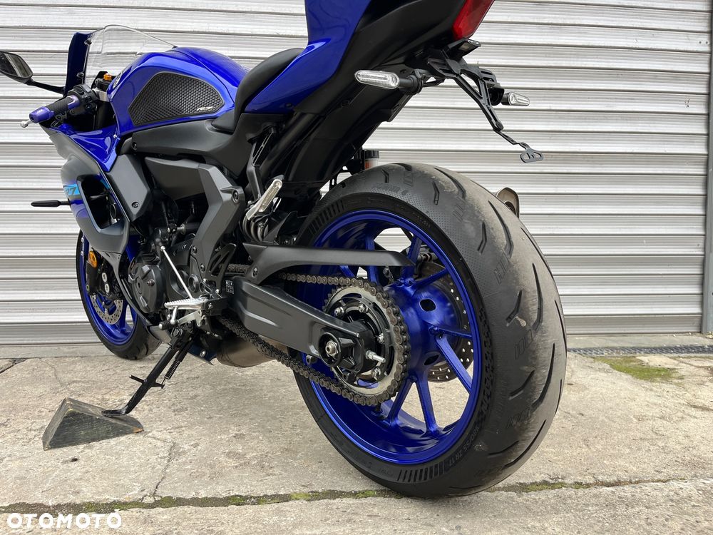 Yamaha YZF - 13