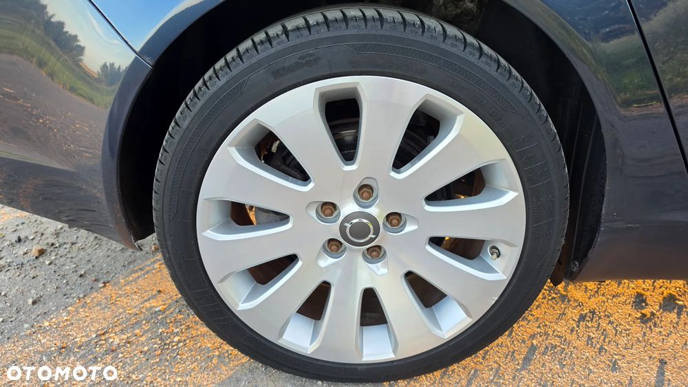 Opel Insignia 2.0 T Sport 4x4 - 22