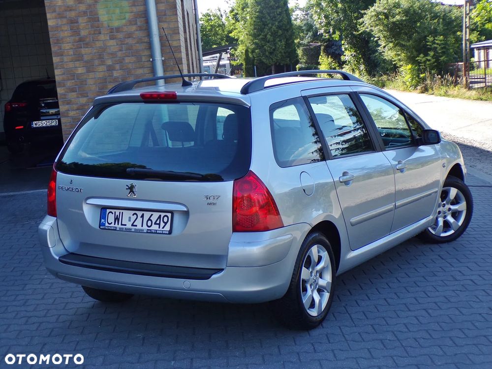 Peugeot 307 HDi SW 110 - 12