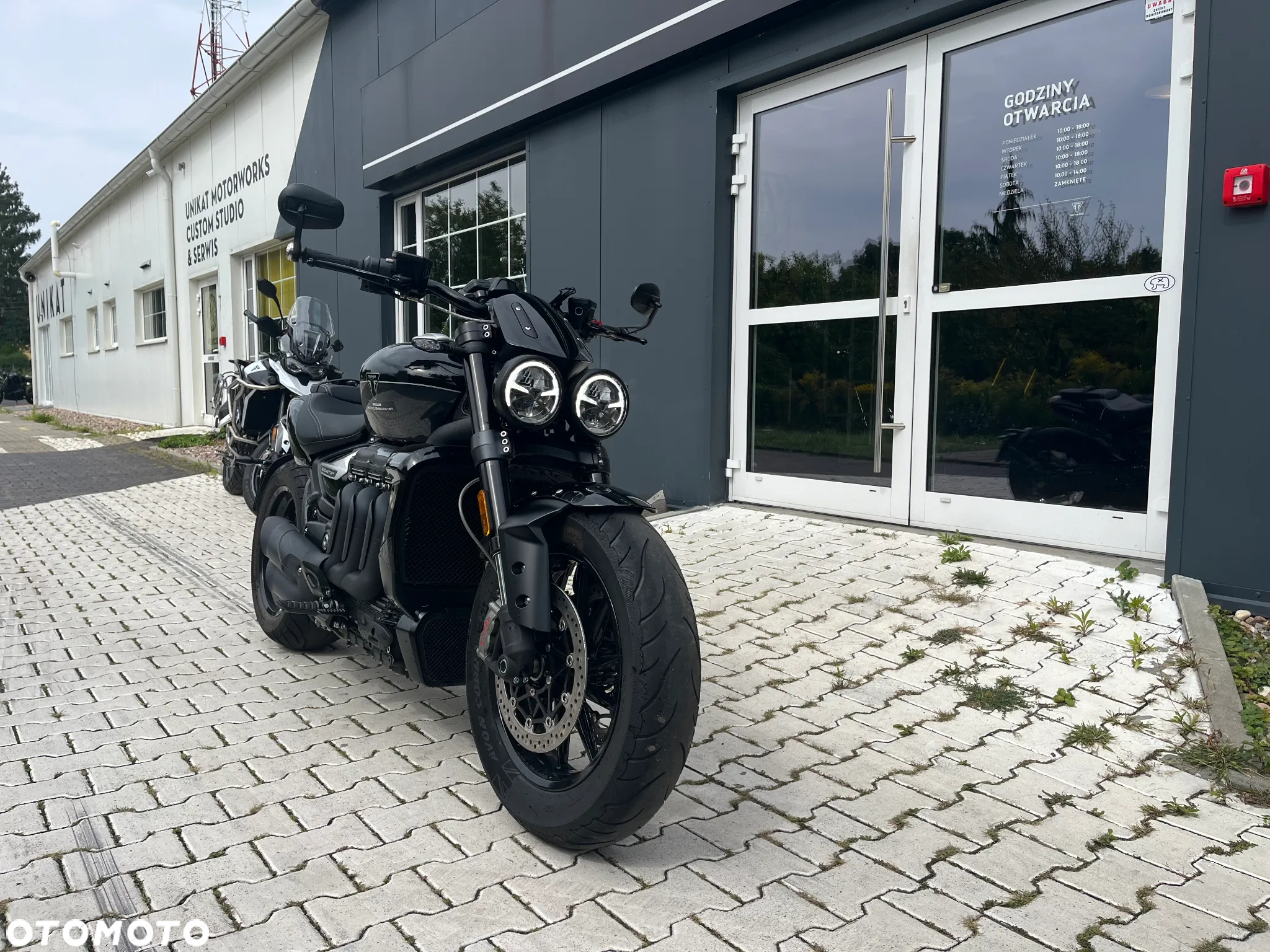 Triumph Rocket - 3