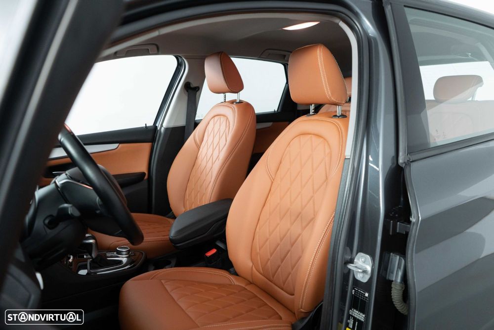 BMW 225xe Active Tourer Line Luxury - 28