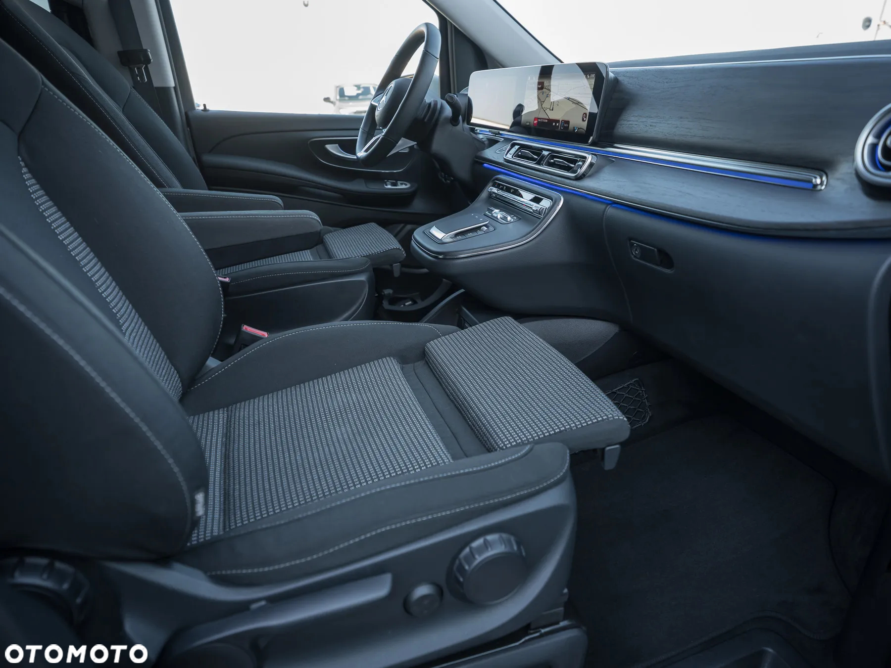 Mercedes-Benz Klasa V 300 d 4-Matic 9G-Tronic (d³ugi) - 19