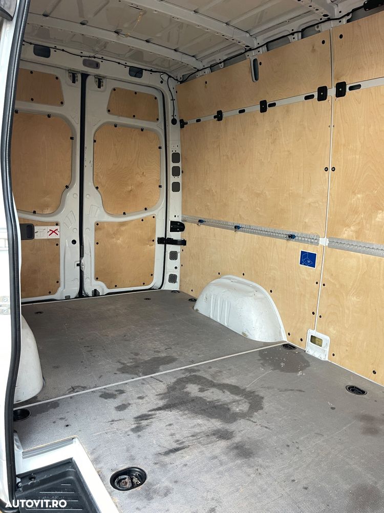 Mercedes-Benz Sprinter 211CDI  MEDIU - 16