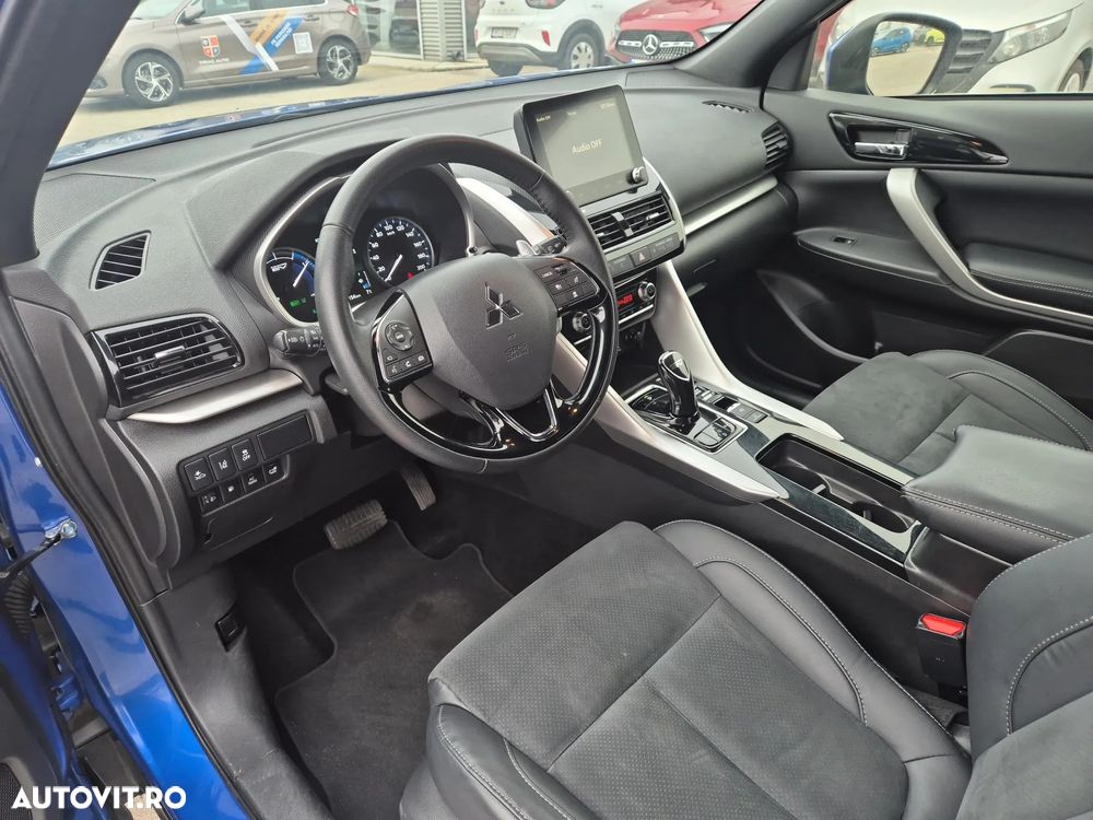 Mitsubishi Eclipse-Cross Plug-In Hybrid 4WD Select Black - 11