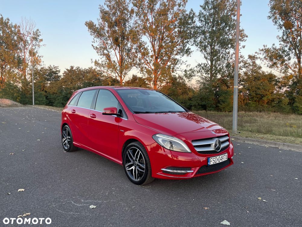 Mercedes-Benz Klasa B 200 CDI (BlueEFFICIENCY) 7G-DCT - 1