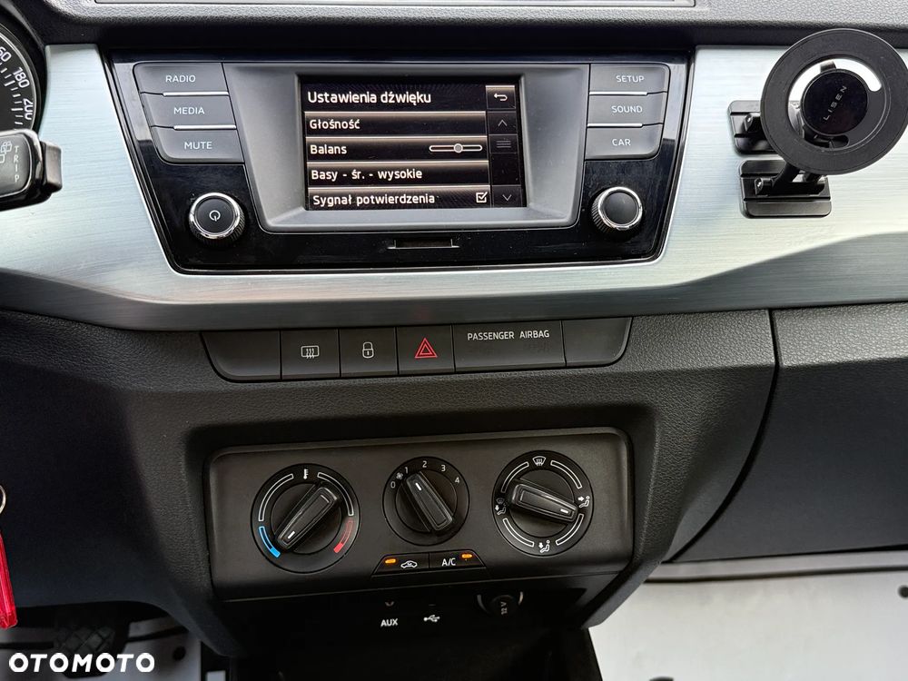 Skoda Fabia 1.0 Ambition - 11