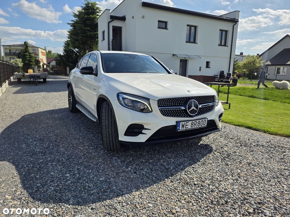 Mercedes-Benz GLC - 4