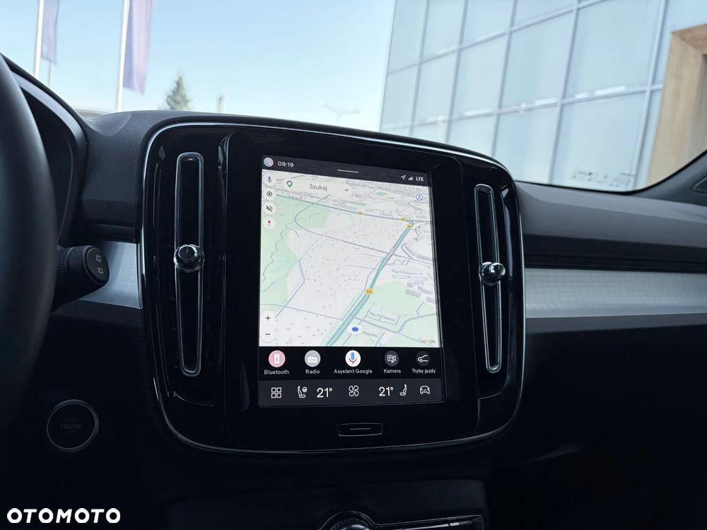 Volvo XC 40 B3 Plus Dark - 14