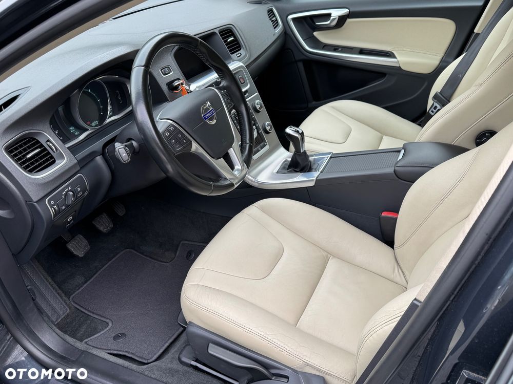 Volvo S60 D4 Drive-E Summum - 27