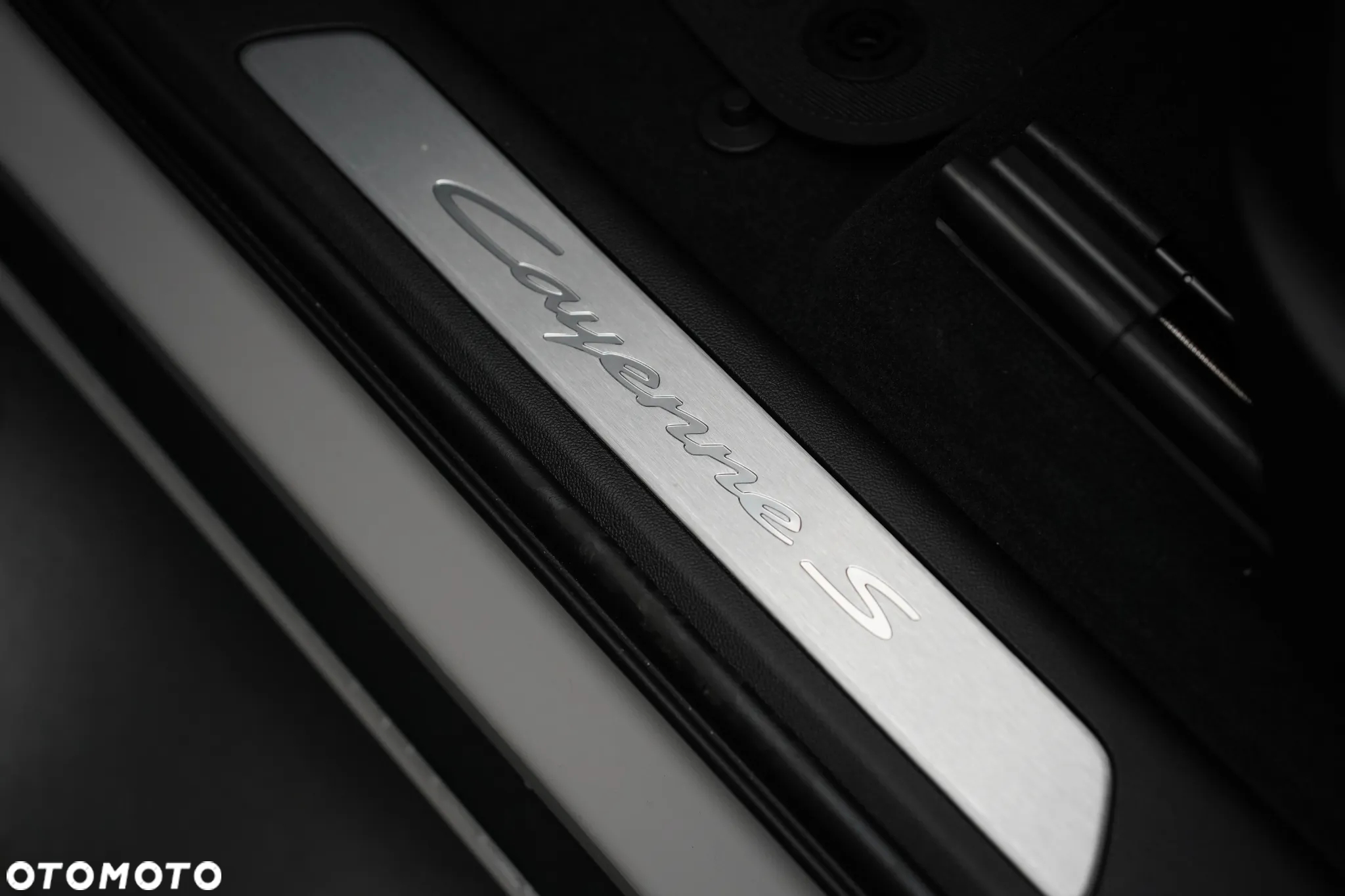 Porsche Cayenne - 24