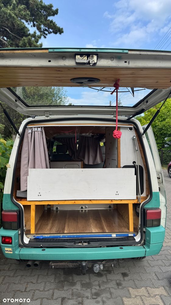 Volkswagen Transporter - 16