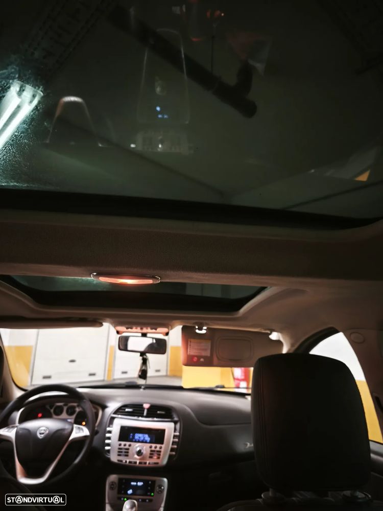 Lancia Delta 1.6 M-Jet Platino - 13