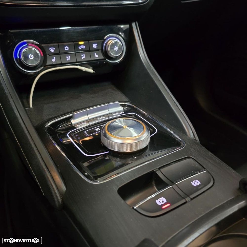 MG ZS EV 44.5 kWh Luxury - 18