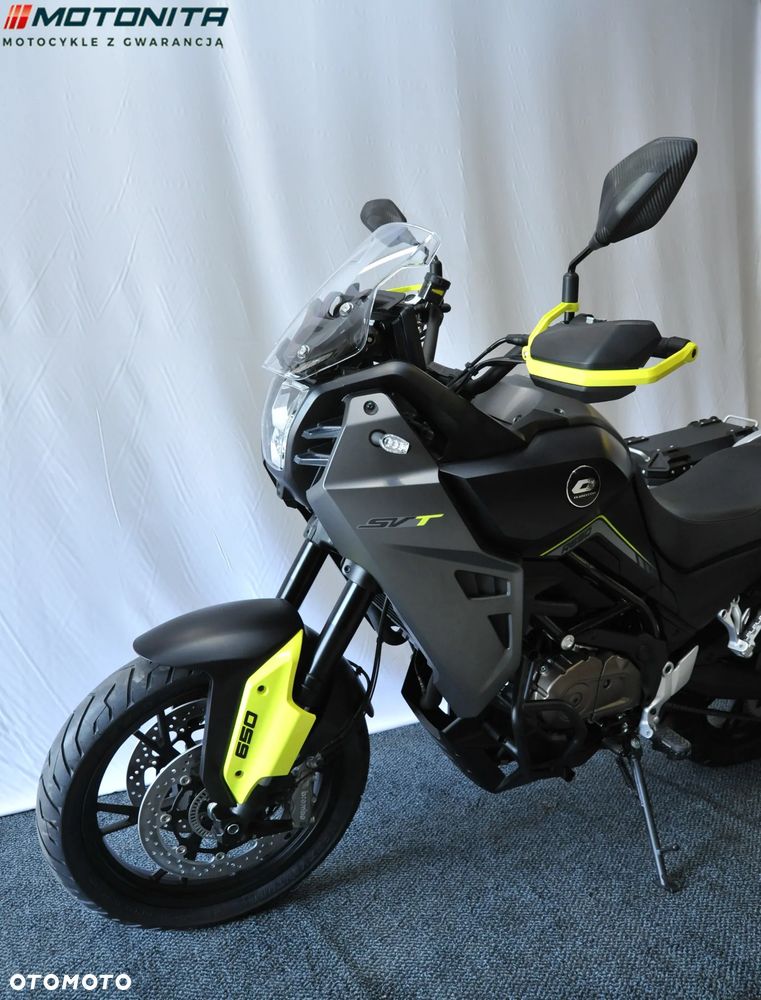 QJMOTOR SVT 650 - 8