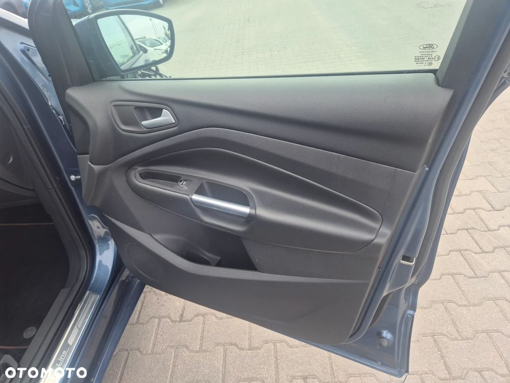 Ford Kuga 1.5 EcoBoost 2x4 ST-Line - 17