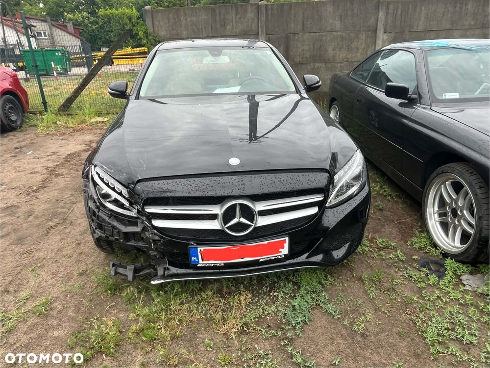 Mercedes-Benz Klasa C 300 7G-TRONIC AMG Line - 1