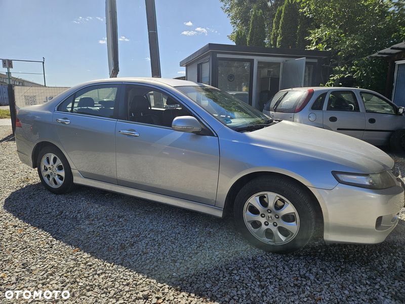 Honda Accord 2.0 Executive - 2