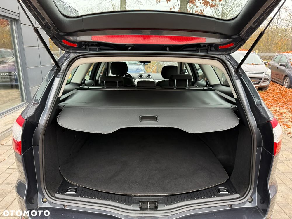 Ford Mondeo 2.0 Titanium - 23