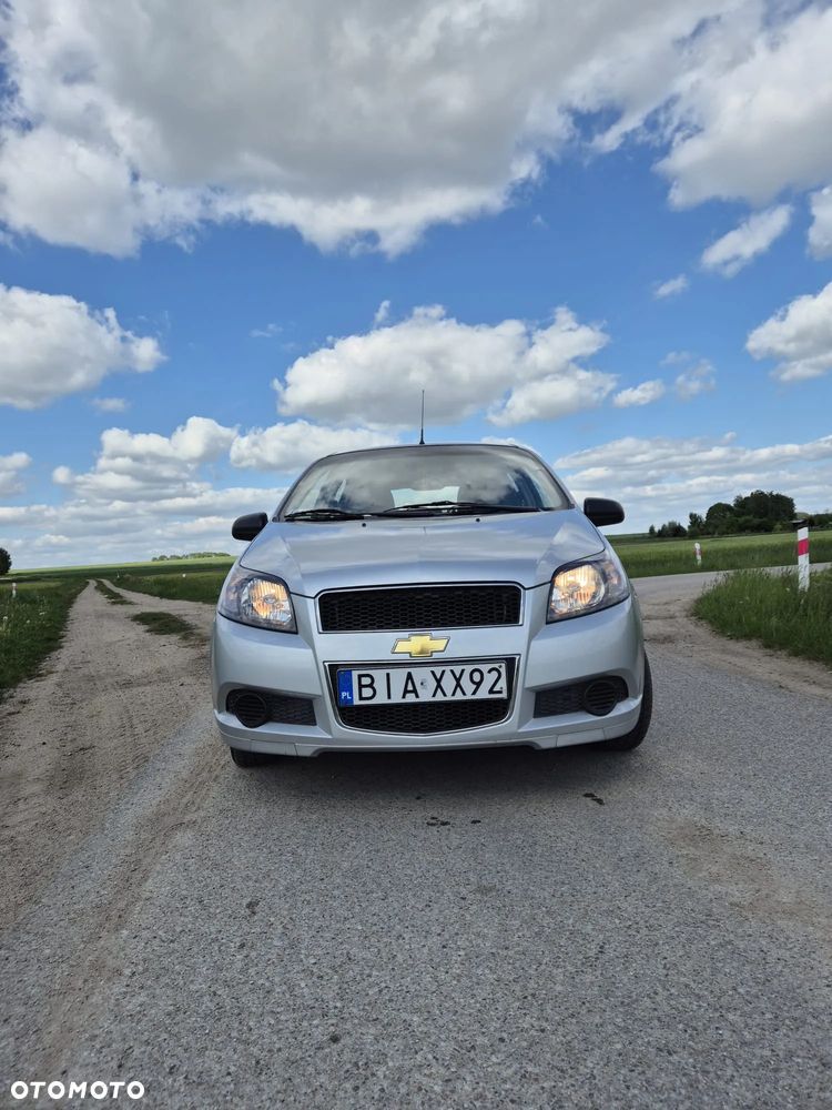 Chevrolet Aveo 1.2 16V Base - 8