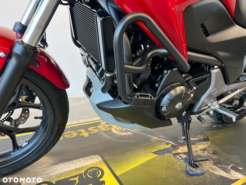 Honda NC - 9