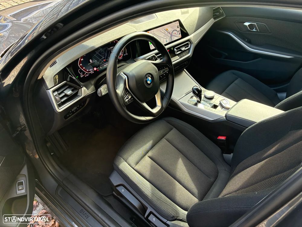 BMW 318 d Auto - 15