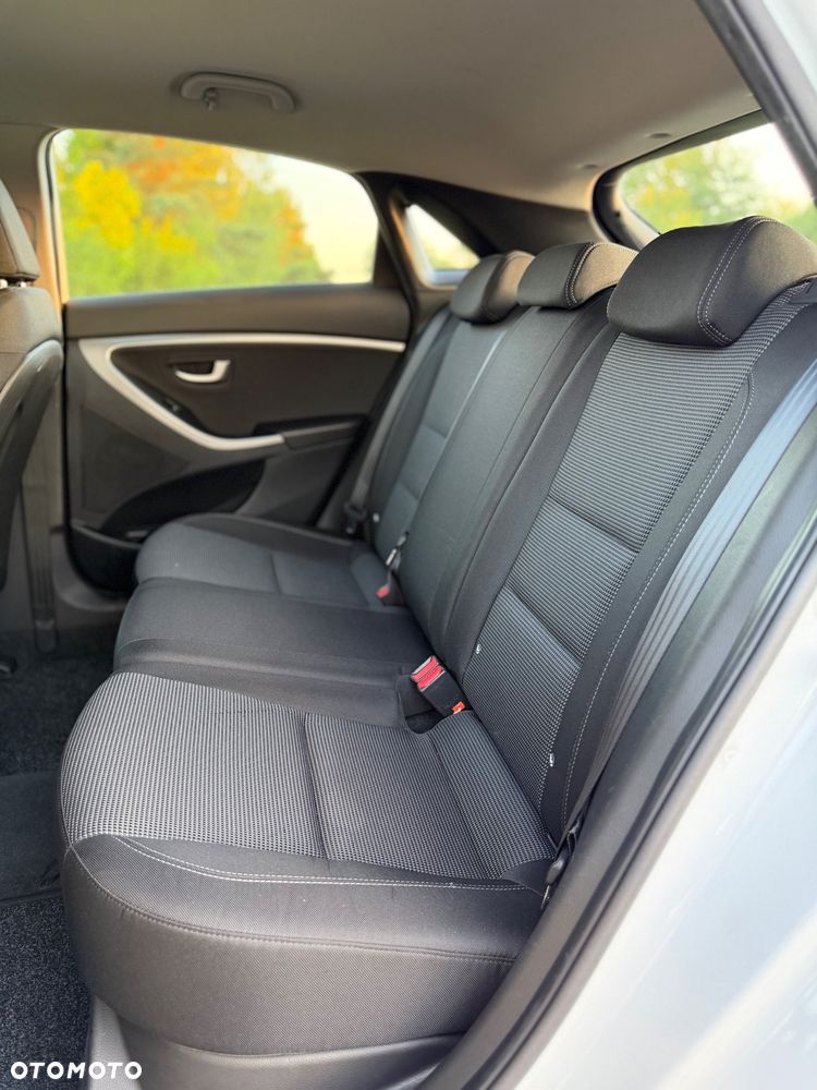 Hyundai i30 1.6 CRDI Passion - 17