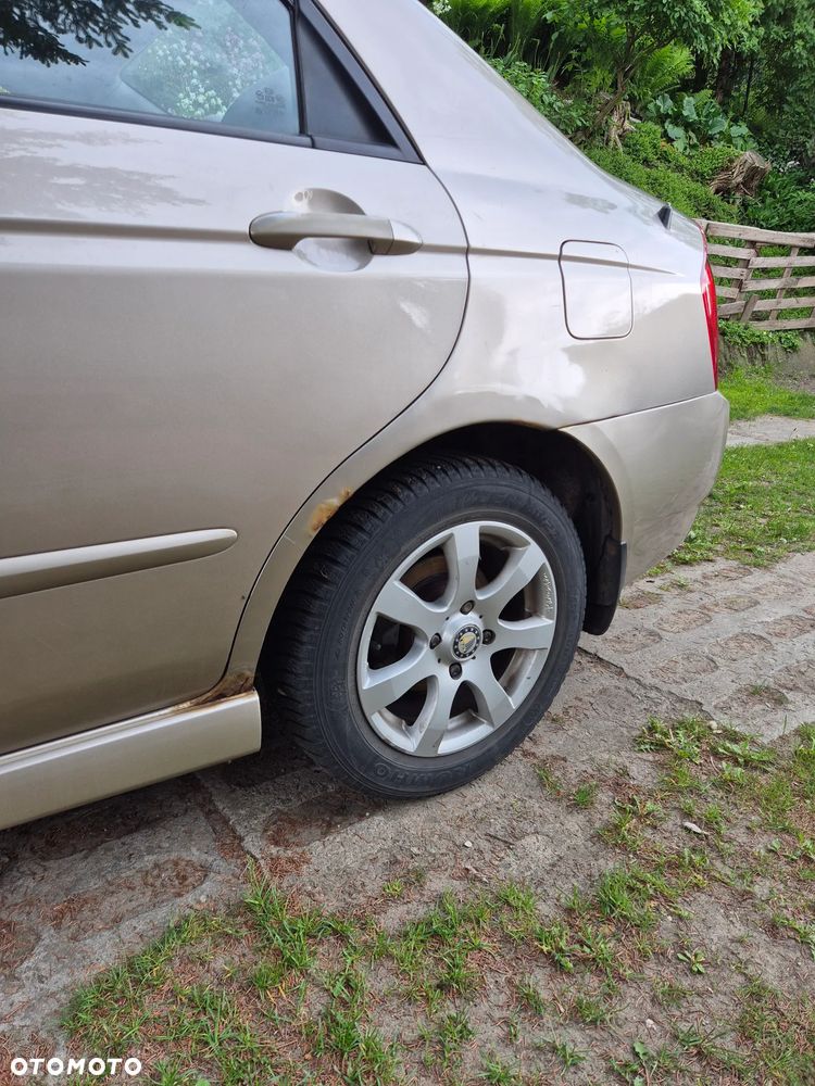 Kia Cerato - 10