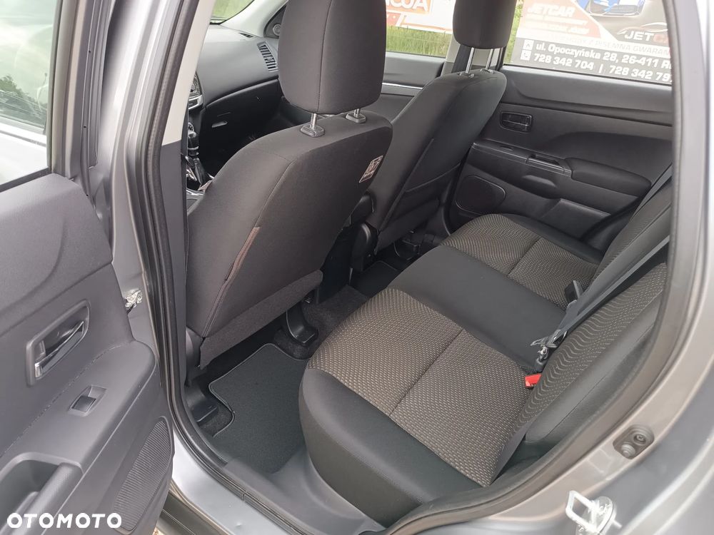 Mitsubishi ASX 1.8 DI-D 2WD Inform - 22