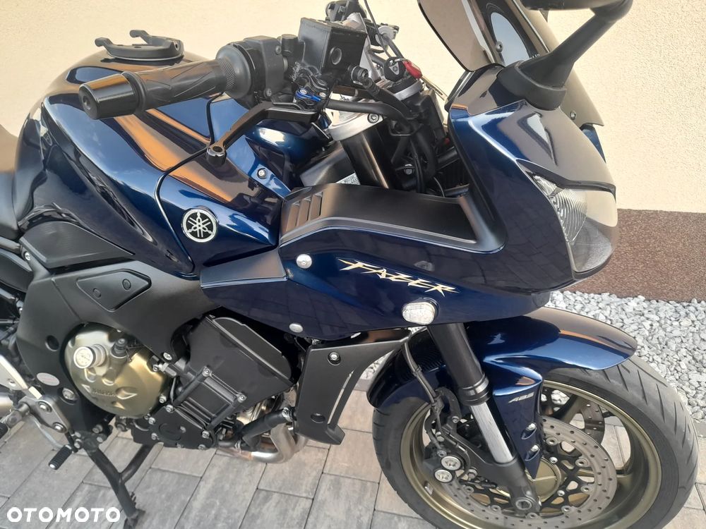 Yamaha FZ - 8