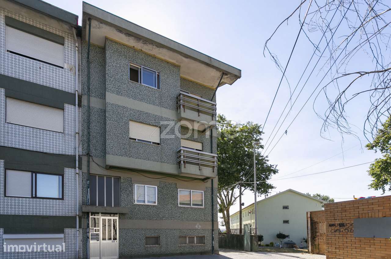 Apartamento T3 C/2 Varandas, 2 wc´s e Box em Aldoar, Porto - Grande imagem: 2/29