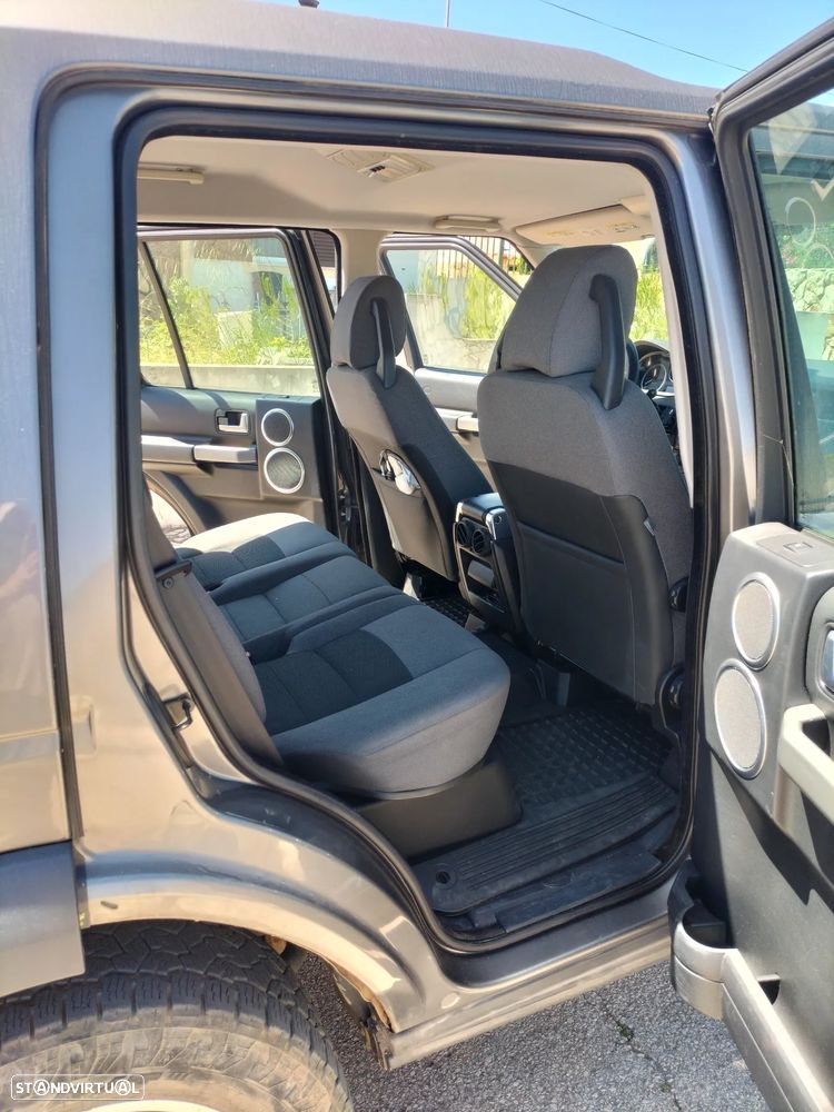 Land Rover Discovery Sport - 12