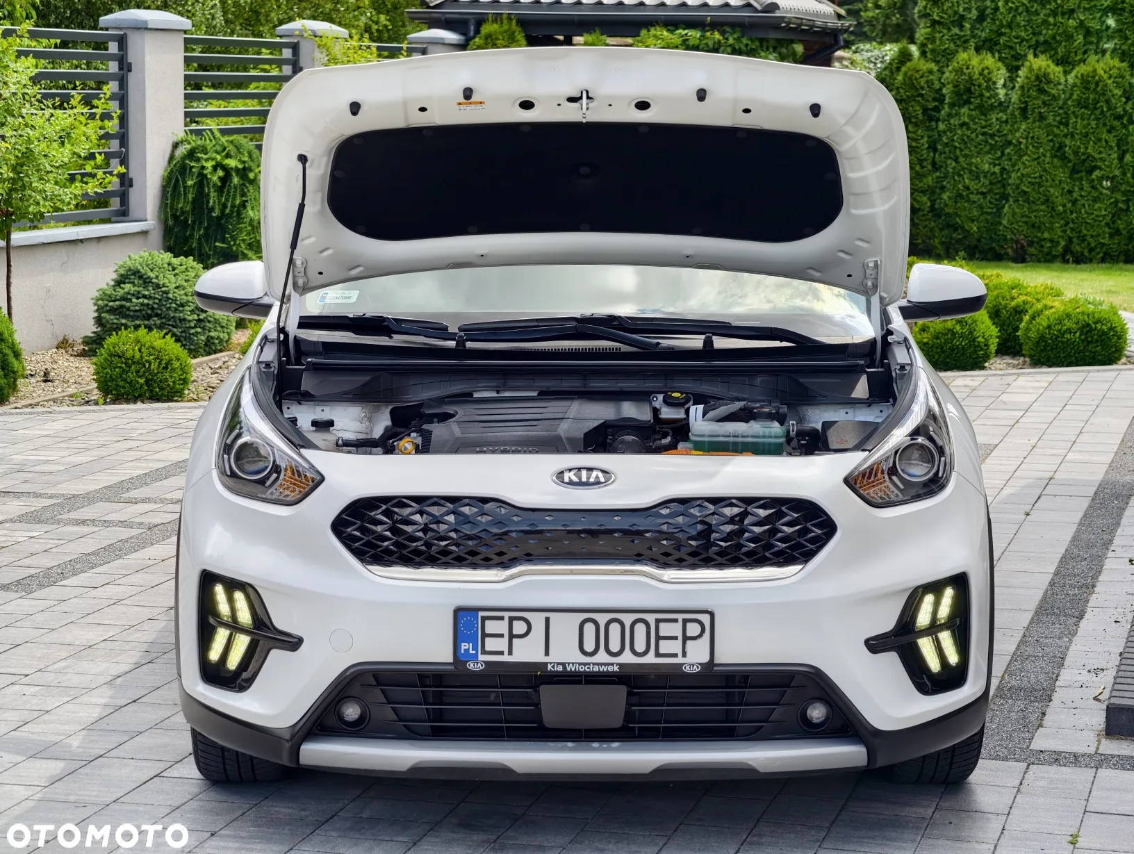 Kia Niro 1.6 GDI Hybrid L Business Line - 24